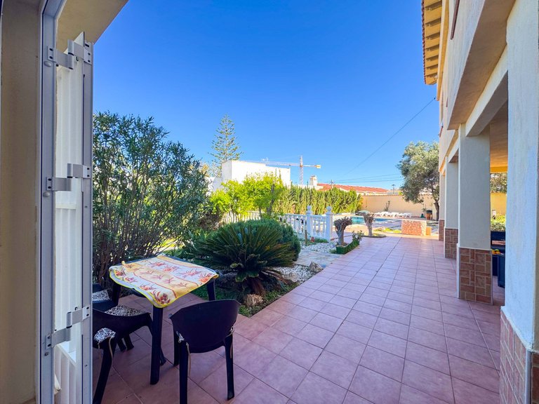 Villa for Sale in Torrevieja, Alicante 35