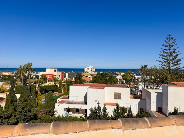 Villa for Sale in Torrevieja, Alicante 46