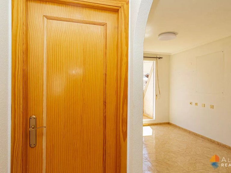 Apartment for Sale in Torrevieja, Alicante 8