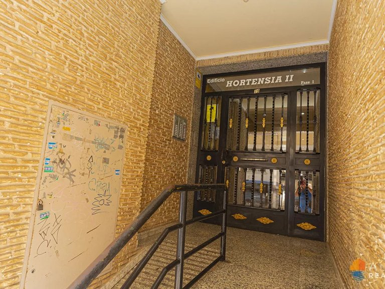 Apartment for Sale in Torrevieja, Alicante 14
