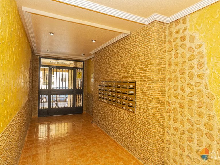 Apartment for Sale in Torrevieja, Alicante 16