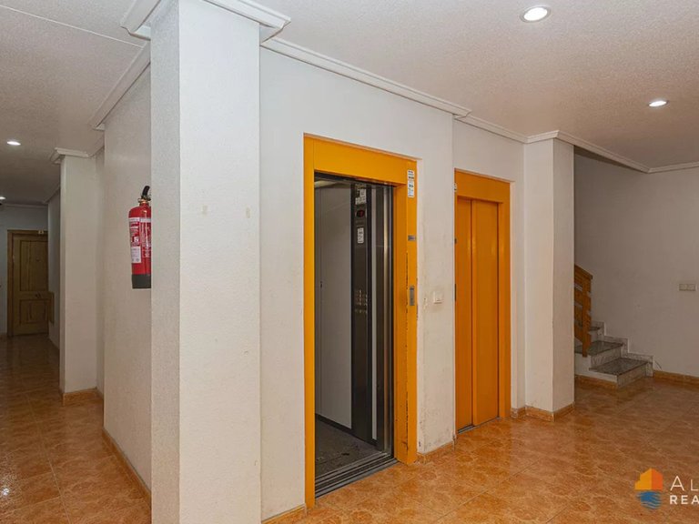 Apartment for Sale in Torrevieja, Alicante 17