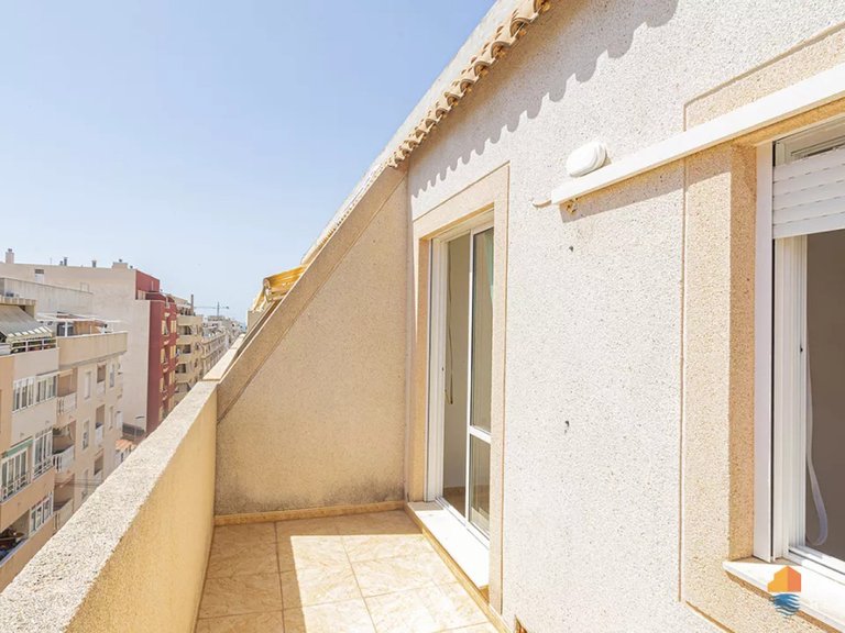 Apartment for Sale in Torrevieja, Alicante 25