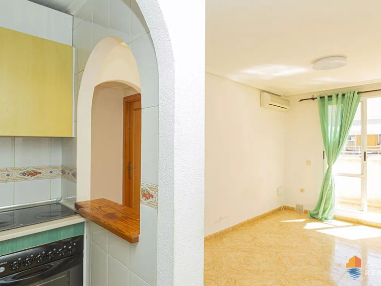Apartment for Sale in Torrevieja, Alicante 31