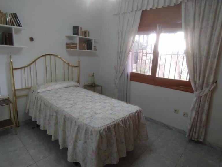 Villa for Sale in Los Balcones, Alicante 29