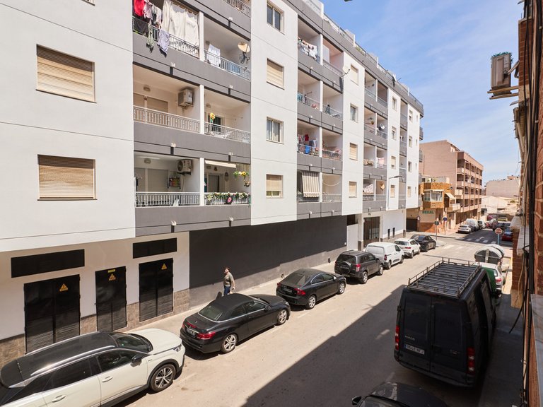 Apartment for Sale in Torrevieja, Alicante 23