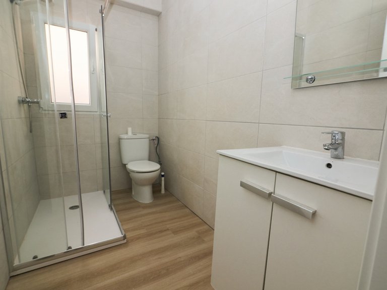 Apartment for Sale in Torrevieja, Alicante 28