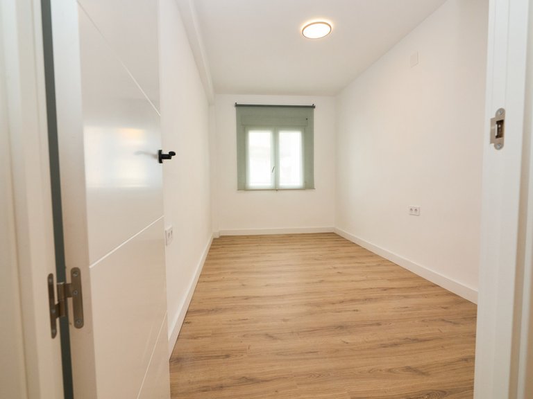 Apartment for Sale in Torrevieja, Alicante 32