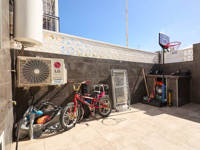 Apartment for Sale in Torrevieja, Alicante 2