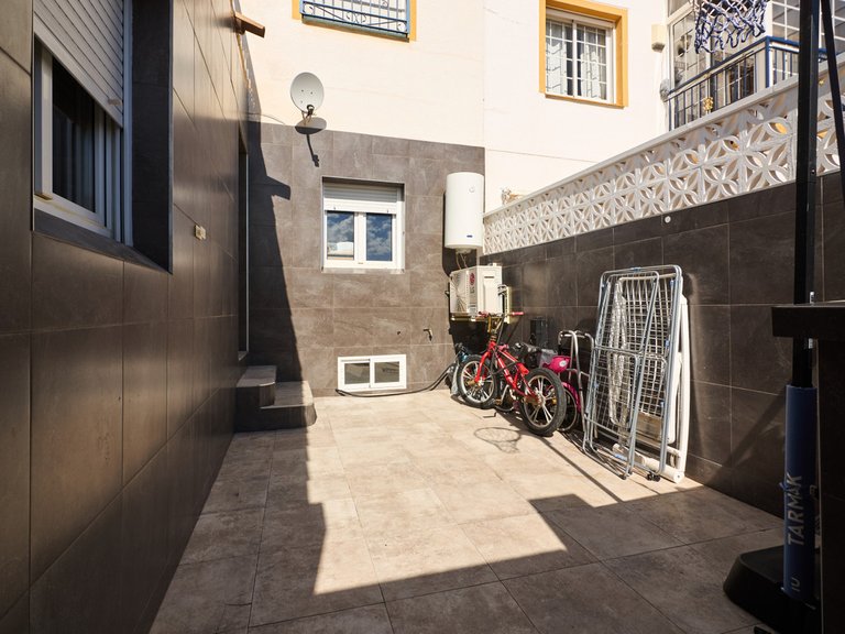 Apartment for Sale in Torrevieja, Alicante 19