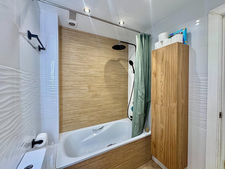 Town House for Sale in Villamartin, Alicante 12