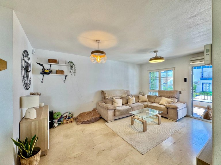 Town House for Sale in Villamartin, Alicante 18