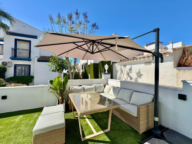 Town House for Sale in Villamartin, Alicante 31