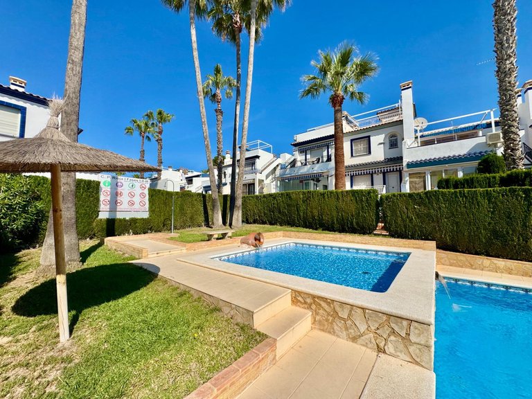 Town House for Sale in Villamartin, Alicante 33