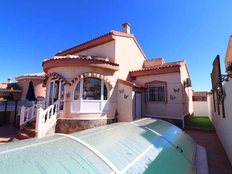 Villa for Sale in Rojales, Alicante 31