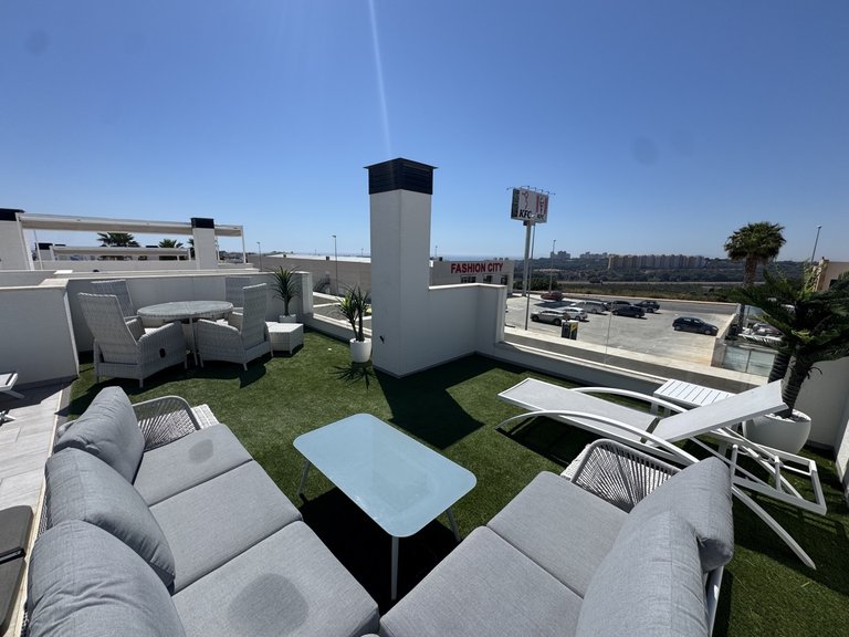 Villa for Sale in Cabo Roig, Alicante 5