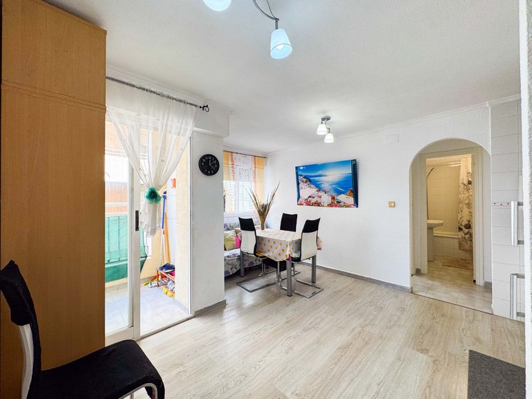 Apartment for Sale in Torrevieja, Alicante 8
