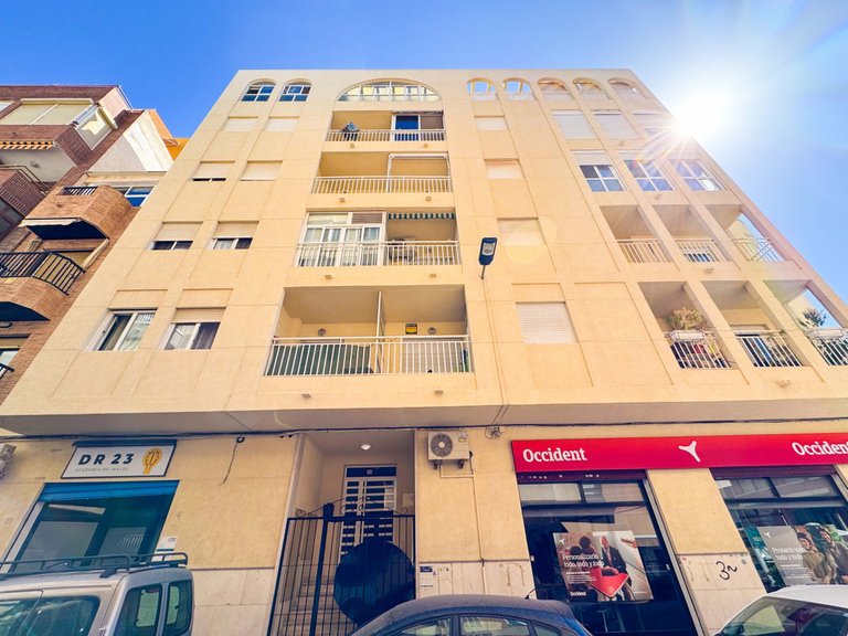 Apartment for Sale in Torrevieja, Alicante 25