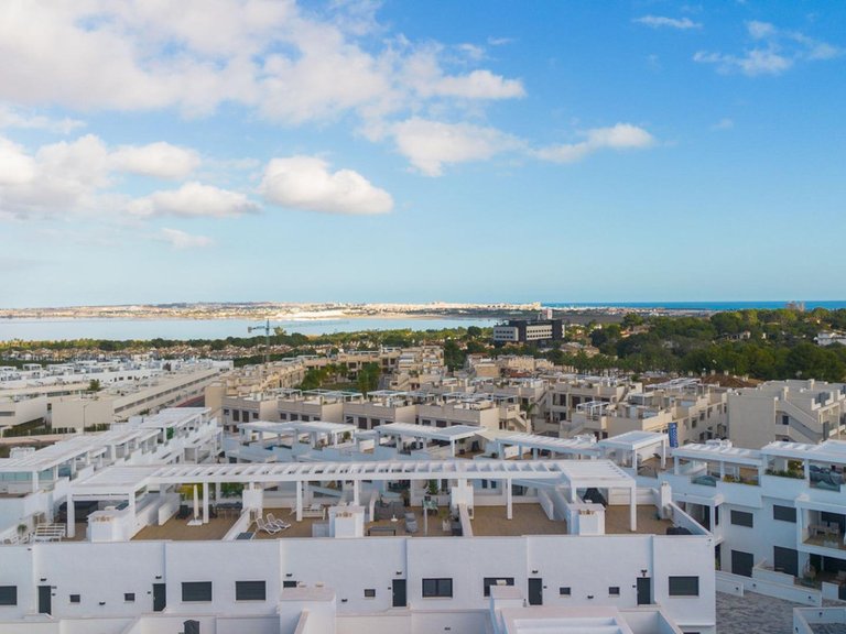 Apartment for Sale in Torrevieja, Alicante 36