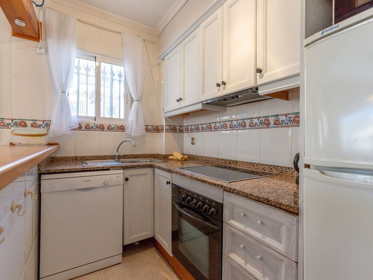 Town House for Sale in La Zenia, Alicante 11
