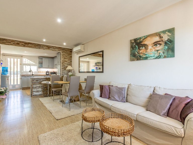 Apartment for Sale in Villamartin, Alicante 4