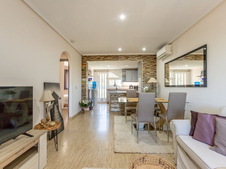Apartment for Sale in Villamartin, Alicante 5