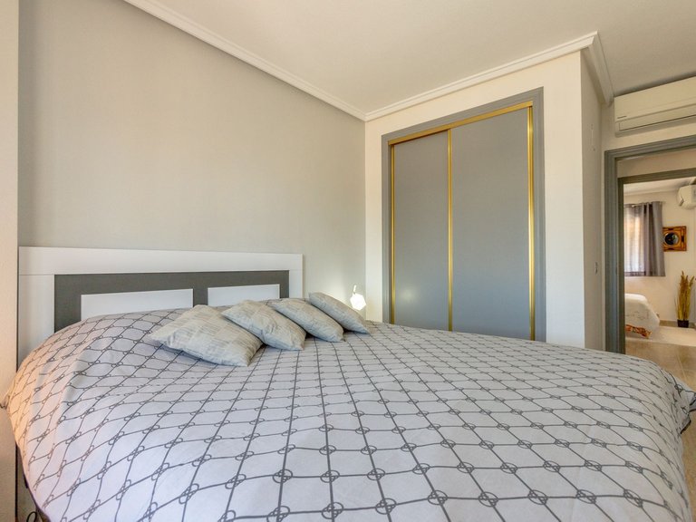 Apartment for Sale in Villamartin, Alicante 11