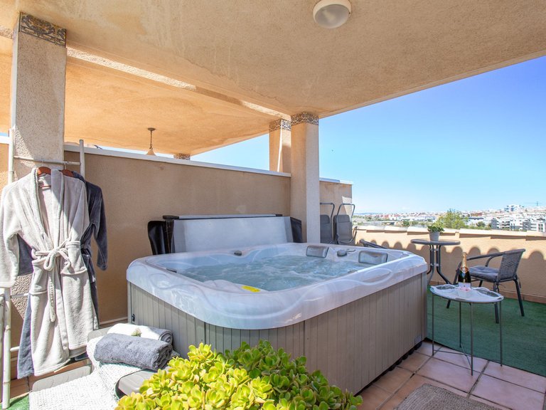 Apartment for Sale in Villamartin, Alicante 24
