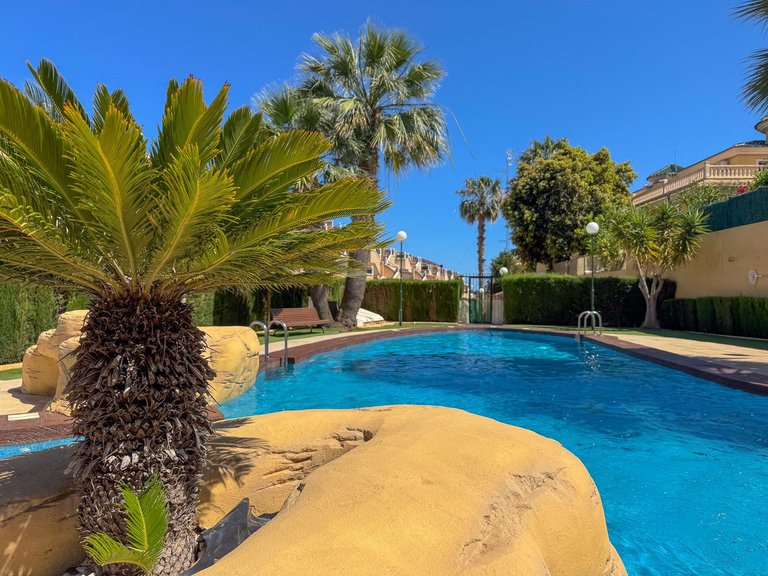Apartment for Sale in Villamartin, Alicante 35