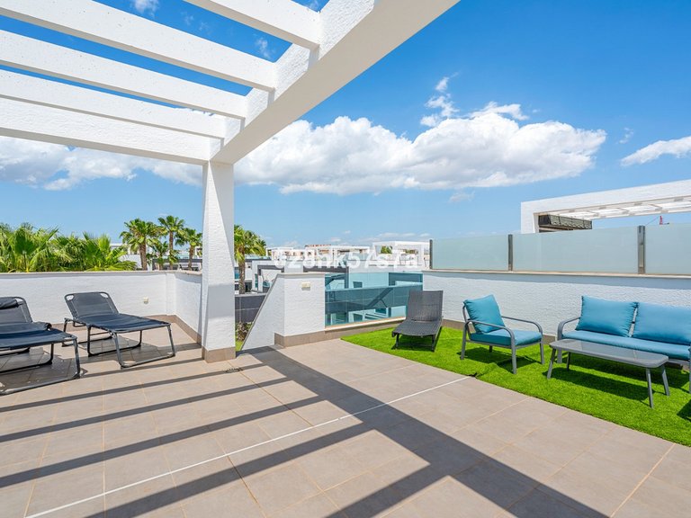 Apartment for Sale in La Zenia, Alicante 2