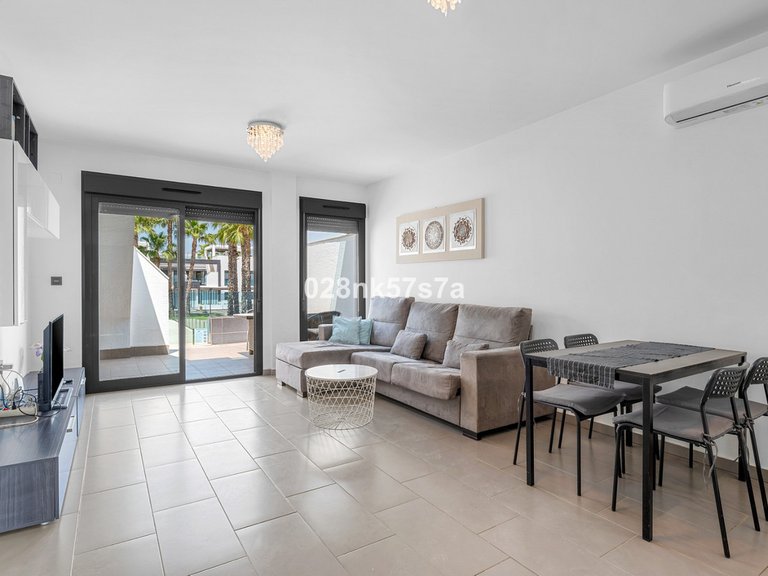 Apartment for Sale in La Zenia, Alicante 4