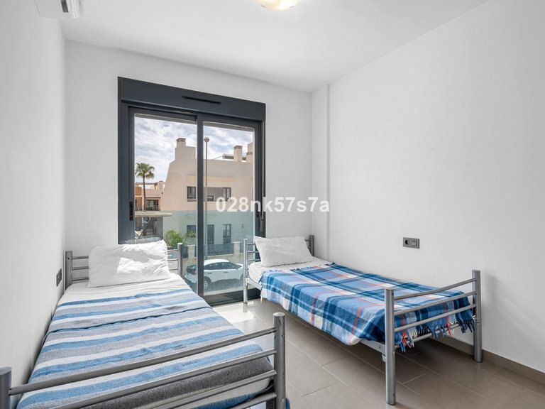 Apartment for Sale in La Zenia, Alicante 14