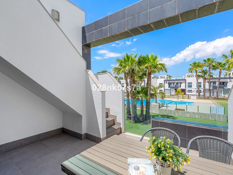 Apartment for Sale in La Zenia, Alicante 21
