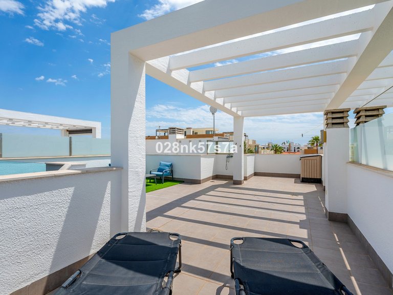 Apartment for Sale in La Zenia, Alicante 22