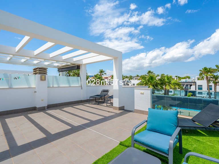 Apartment for Sale in La Zenia, Alicante 24