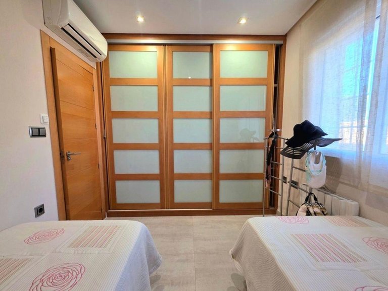 Villa for Sale in Campoamor, Alicante 10