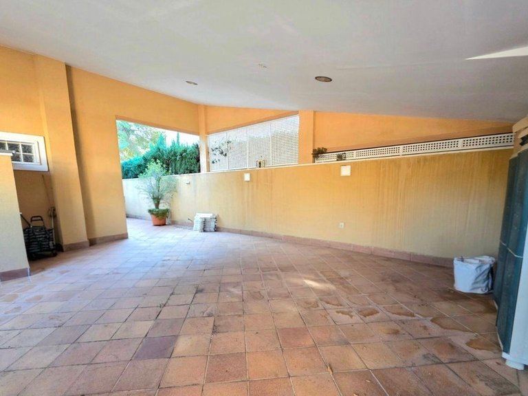 Villa for Sale in Campoamor, Alicante 30