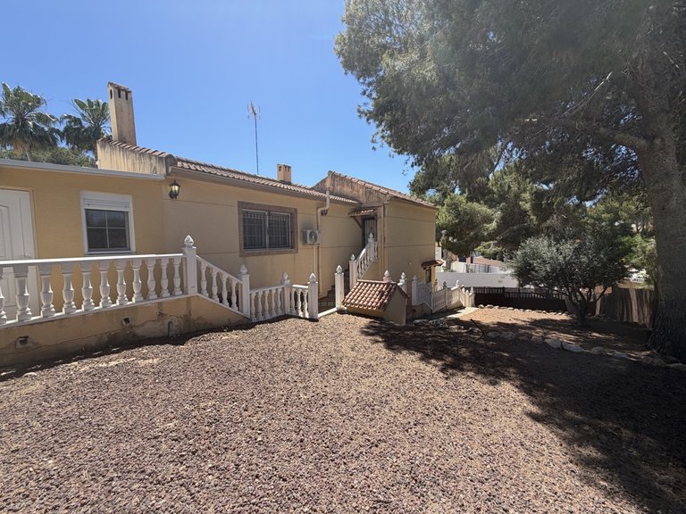 Villa for Sale in Los Balcones, Alicante 3