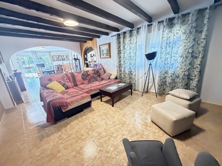 Villa for Sale in Los Balcones, Alicante 20