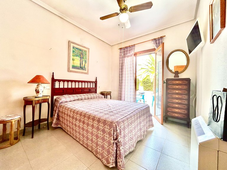 Villa for Sale in La Zenia, Alicante 27
