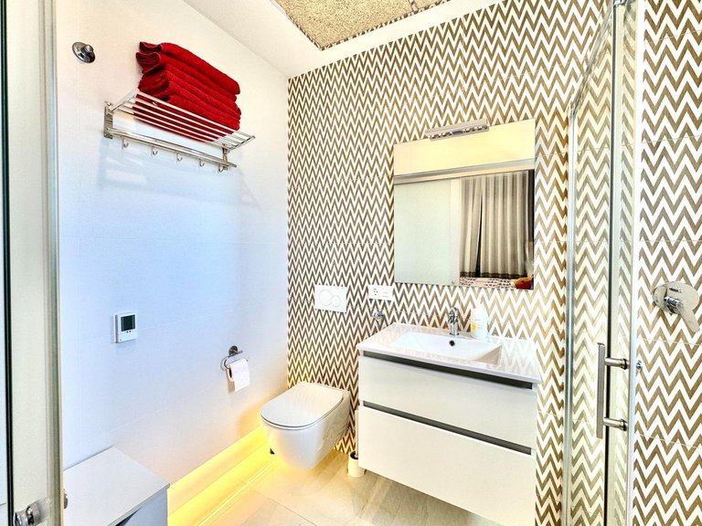 Villa for Sale in Cabo Roig, Alicante 19