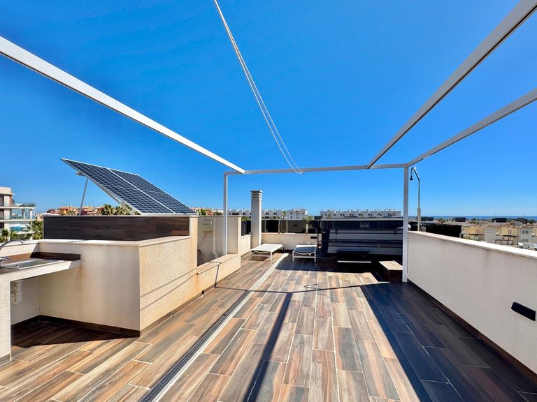 Villa for Sale in Cabo Roig, Alicante 41