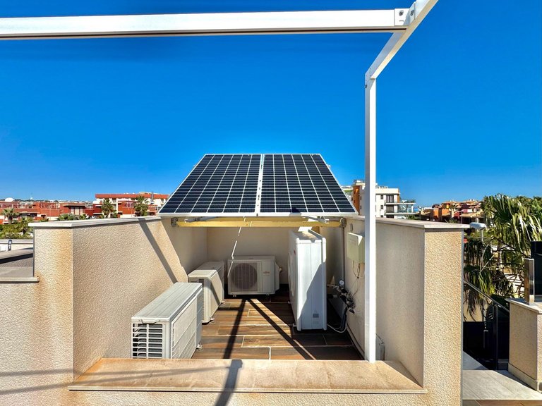 Villa for Sale in Cabo Roig, Alicante 46
