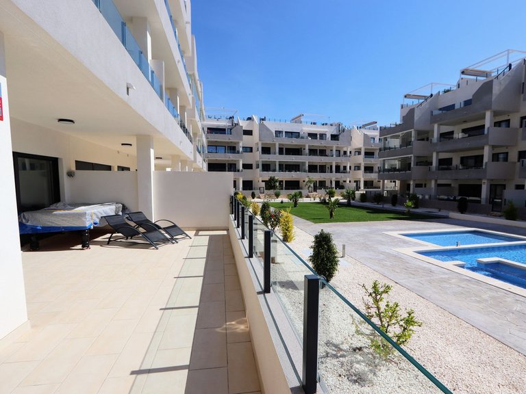 Apartment for Sale in Villamartin, Alicante 3
