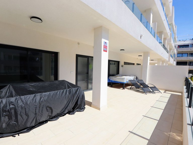 Apartment for Sale in Villamartin, Alicante 26