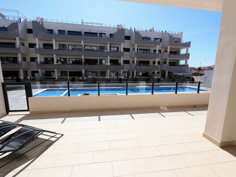 Apartment for Sale in Villamartin, Alicante 36