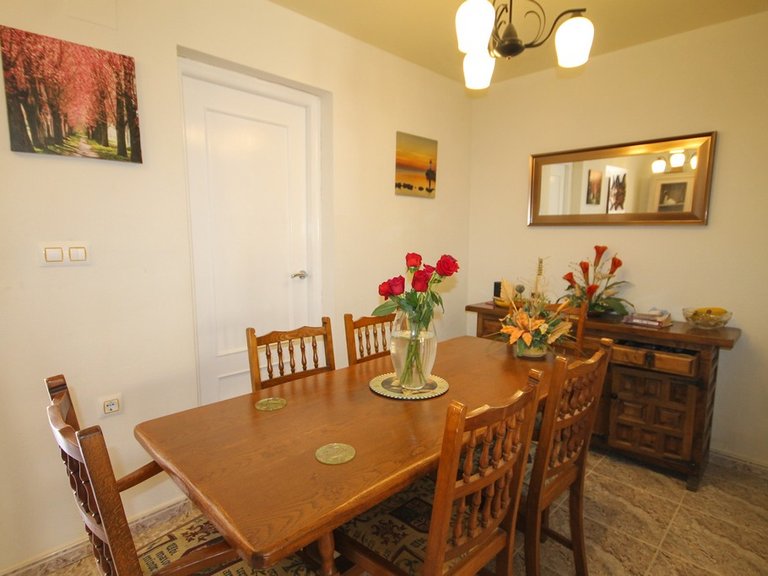 Town House for Sale in Villamartin, Alicante 8