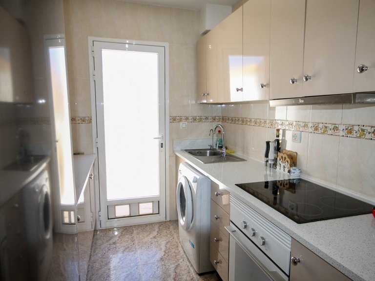 Town House for Sale in Villamartin, Alicante 11
