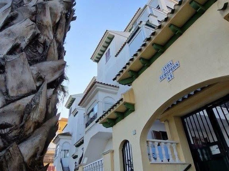 Apartment for Sale in Torrevieja, Alicante 25