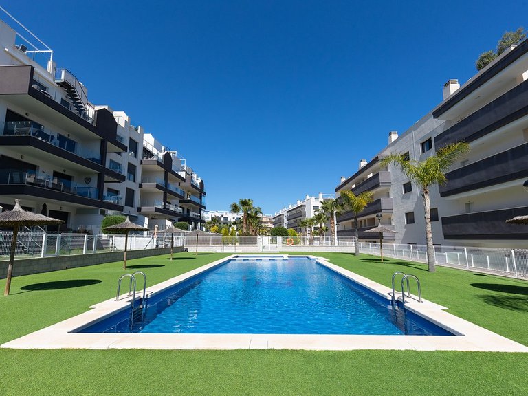 Apartment for Sale in Villamartin, Alicante 2
